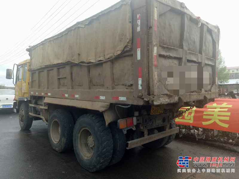 吉林出售转让二手2009年解放3250P66K2L2BT1A2E自卸车