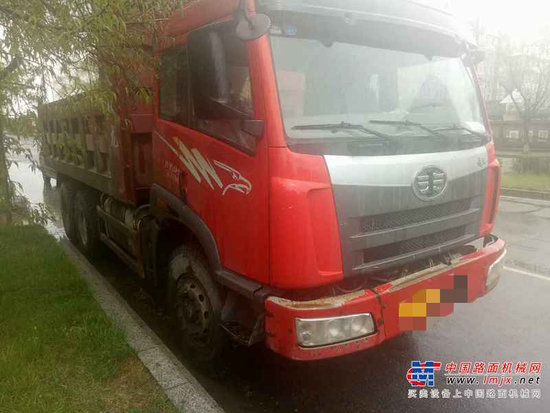 吉林出售转让二手2010年解放3250P66K2L2BT1A2E自卸车