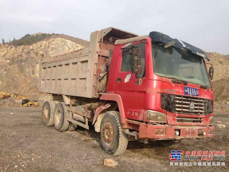 山西出售转让二手2007年中国重汽豪沃ZZ3257N5247自卸车