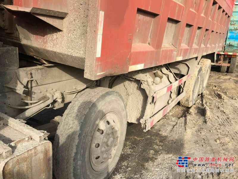 山西出售转让二手2012年中国重汽豪沃ZZ3257N3847D1自卸车