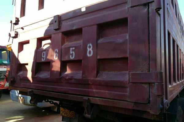 云南出售转让二手2009年陕汽德龙SX3255DN3841自卸车