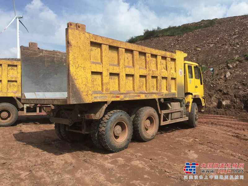山西出售转让二手2011年中国重汽金王子ZZ3311N4661C1自卸车