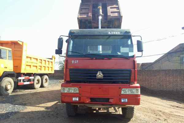 山西出售转让二手2010年中国重汽金王子ZZ3251N4641C1自卸车