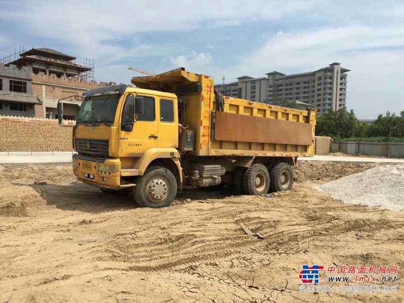 山西出售转让二手2011年中国重汽金王子ZZ3251M48C1C1自卸车