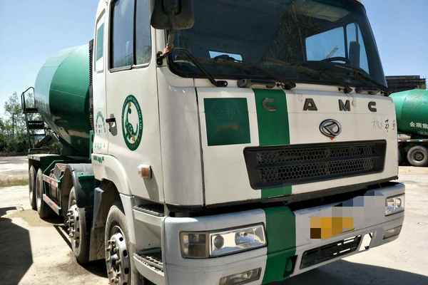 辽宁出售转让二手2010年华菱LZ5N2DE538A0D1758搅拌运输车