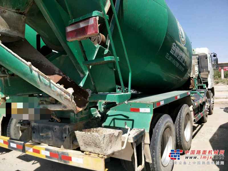 辽宁出售转让二手2010年华菱LZ5N2DE538A0D1758搅拌运输车