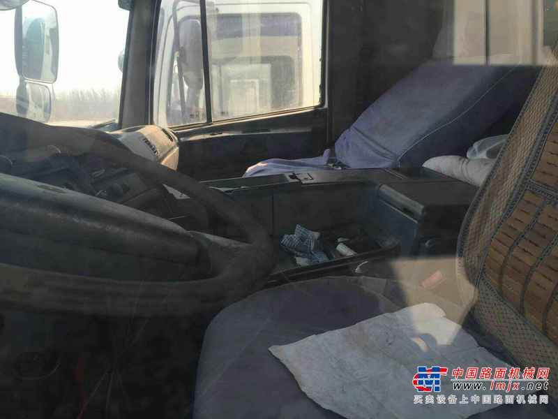辽宁出售转让二手2010年华菱LZ5N2DE538A0D1758搅拌运输车