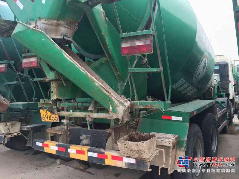 辽宁出售转让二手2010年华菱LZ5N2DE538A0D1758搅拌运输车