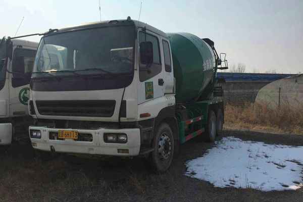 辽宁出售转让二手2010年华菱LZ5N2DE538A0D1758搅拌运输车
