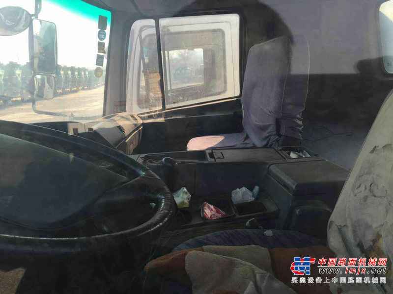 辽宁出售转让二手2010年华菱LZ5N2DE538A0D1758搅拌运输车