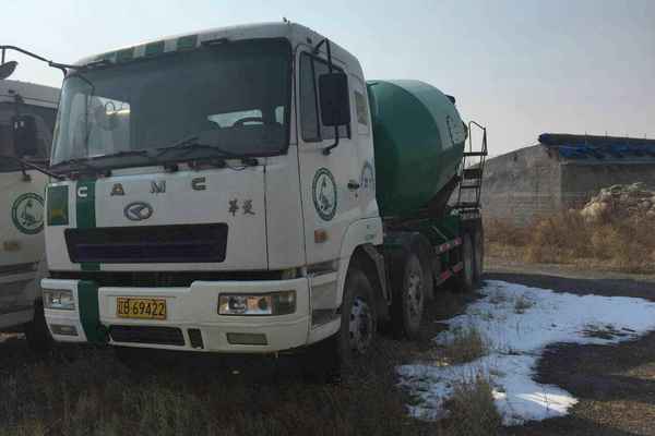 辽宁出售转让二手2010年华菱LZ5N2DE538A0D1758搅拌运输车
