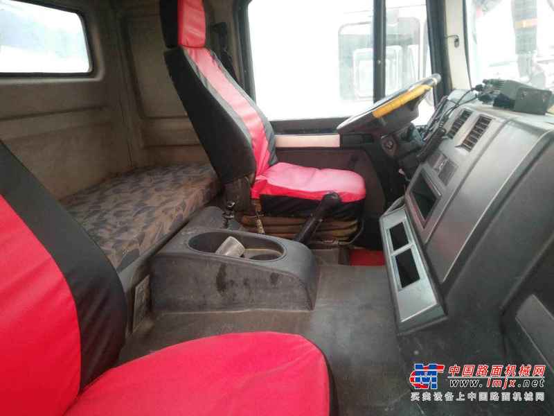 山东出售转让二手2012年陕汽德龙SX5255GJBJR364C搅拌运输车