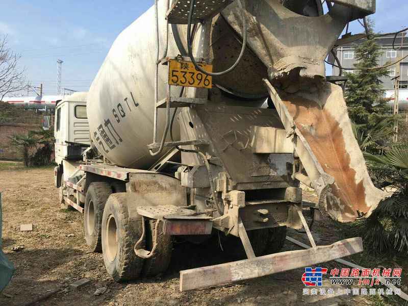 陕西出售转让二手2010年陕汽德龙SX5255GJBDT404搅拌运输车