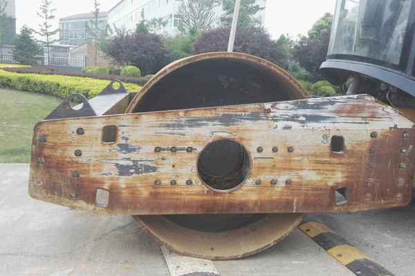 山西出售转让二手5000小时2010年洛阳路通LT320B单钢轮压路机