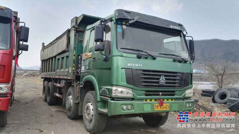 吉林出售转让二手2011年中国重汽豪沃ZZ3257M2941自卸车