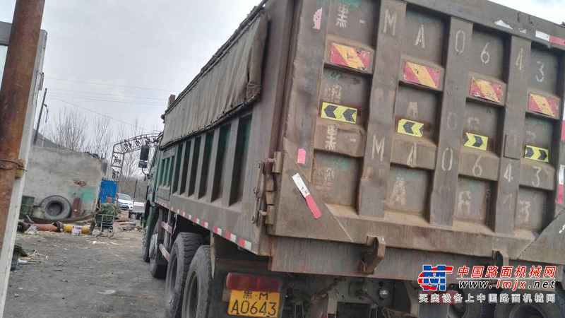 吉林出售转让二手2011年中国重汽豪沃ZZ3257M2941自卸车