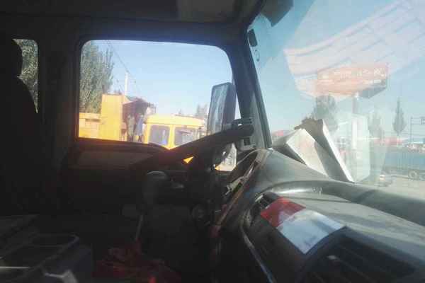 山西出售转让二手2009年中国重汽豪沃ZZ3257M2941自卸车