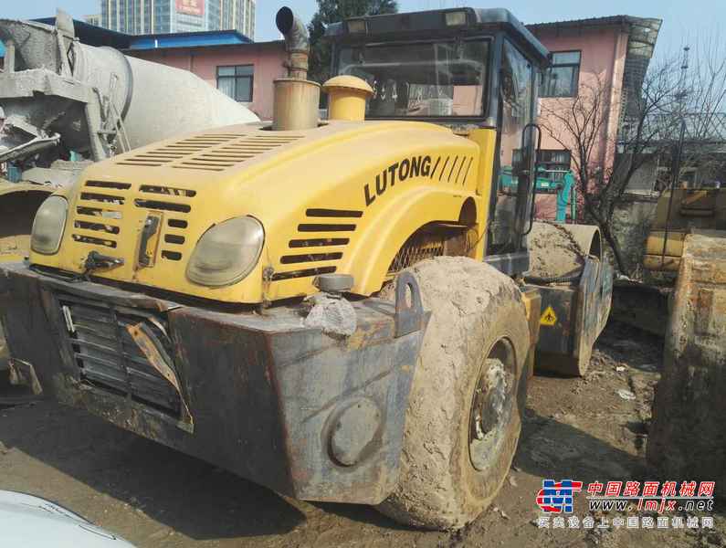 安徽出售转让二手7100小时2009年洛阳路通LT320B单钢轮压路机