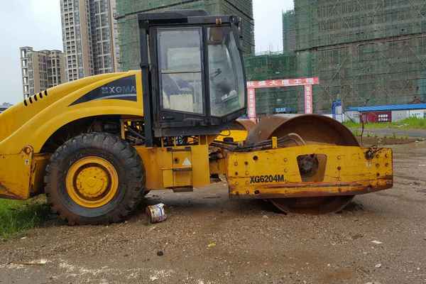 江西出售转让二手6000小时2009年厦工XG6204M单钢轮压路机