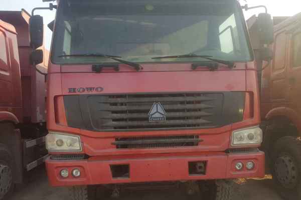 山东出售转让二手2013年中国重汽豪泺ZZ3257N3847C自卸车