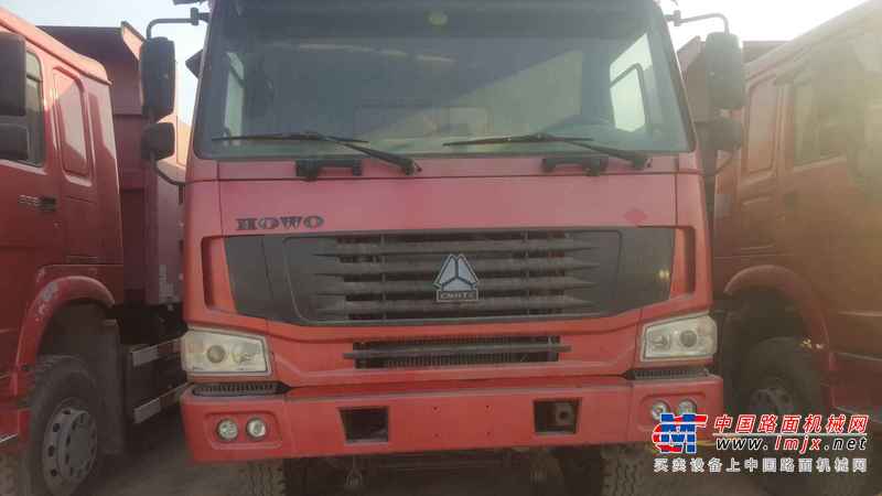 山东出售转让二手2013年中国重汽豪泺ZZ3257N3847C自卸车