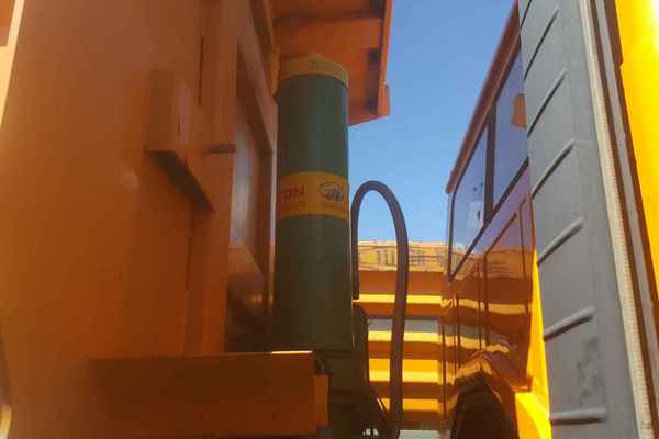 山西出售转让二手2014年陕汽奥龙SX3255UN384自卸车