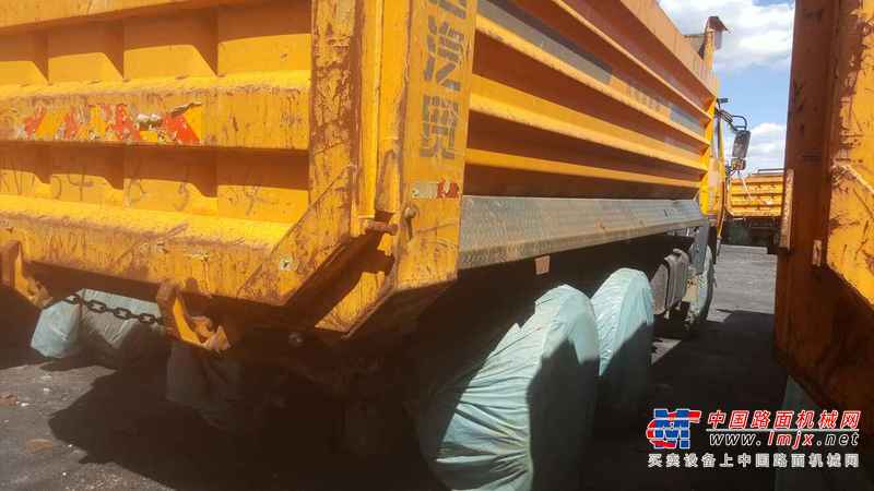 山西出售转让二手2014年陕汽奥龙SX3255UN384自卸车
