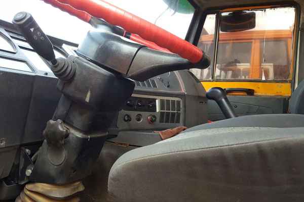 山西出售转让二手2013年陕汽奥龙SX3255BR384自卸车