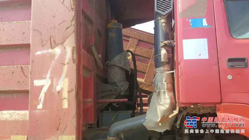 山西出售转让二手2012年中国重汽豪沃ZZ3257N3847D1自卸车