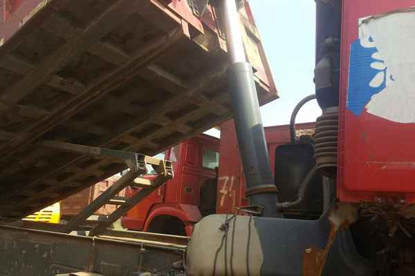 山西出售转让二手2012年中国重汽豪沃ZZ3257N3847D1自卸车