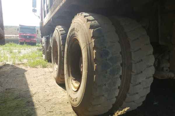 山西出售转让二手2012年中国重汽豪沃ZZ3257N3847D1自卸车