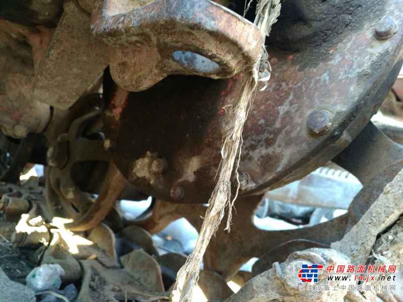 黑龙江出售转让二手9000小时2004年东方红C802推土机