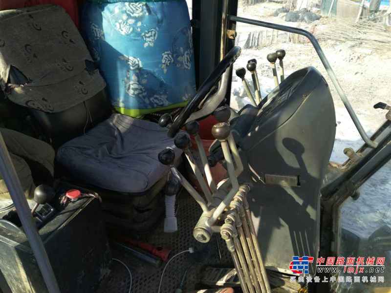 黑龙江出售转让二手4000小时2012年徐工GR180平地机