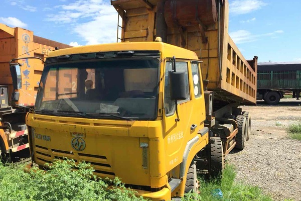 山西出售转让二手2010年红岩CQ3253TMG324自卸车