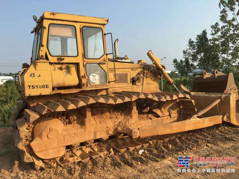 江西出售转让二手3012小时2007年鞍山T160B推土机