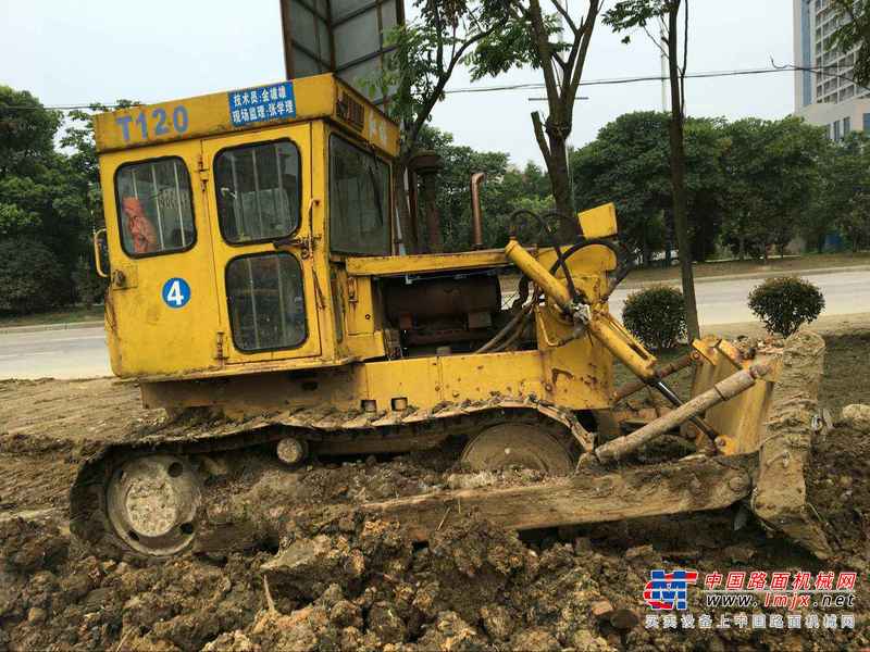 江西出售转让二手12000小时2003年东方红T120N推土机