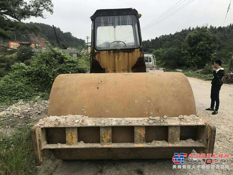 江西出售转让二手8000小时2006年洛建ZY18单钢轮压路机