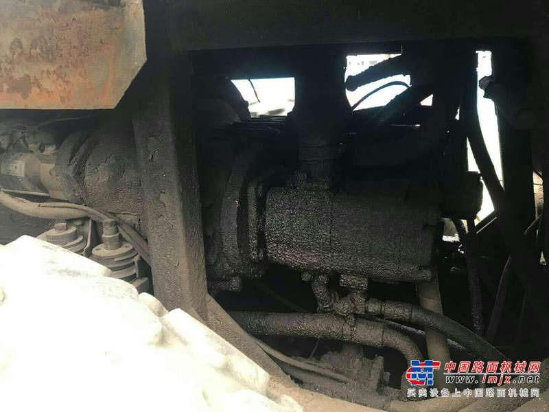 江西出售转让二手8000小时2006年洛建ZY18单钢轮压路机