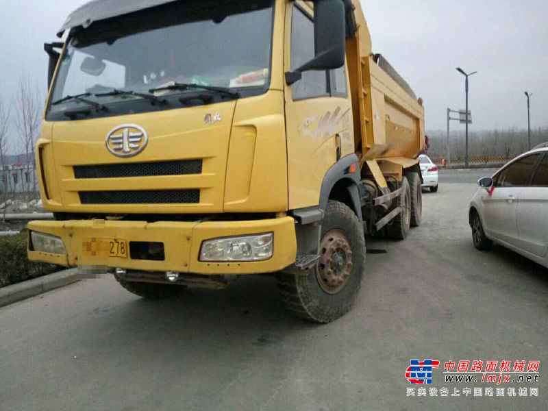 河南出售转让二手2010年中国重汽金王子ZZ3251N4241C1自卸车