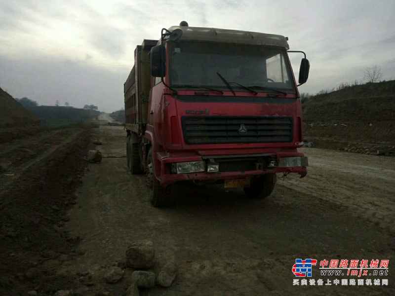 河南出售转让二手2011年中国重汽斯太尔ZZ1316M4666F自卸车