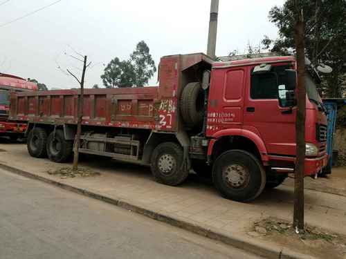 四川出售转让二手2010年中国重汽豪泺ZZ3317N3568W自卸车