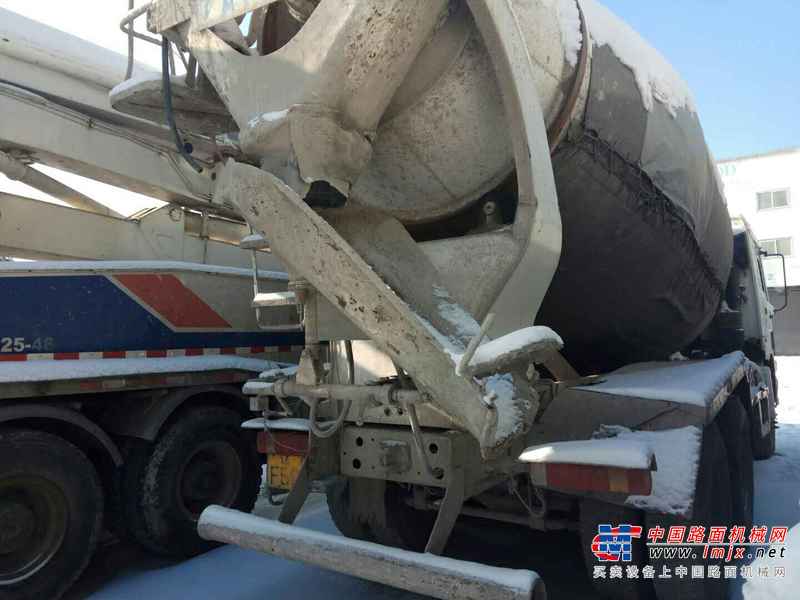 辽宁出售转让二手2009年中国重汽豪泺ZZ1317N3267D1搅拌运输车