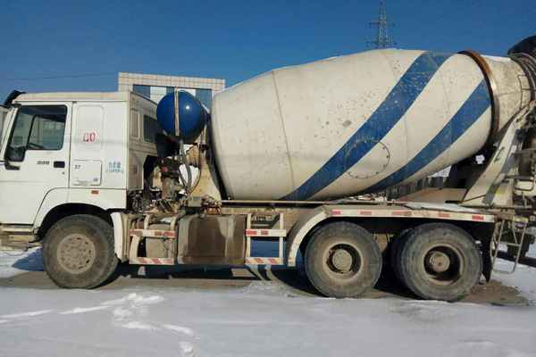 辽宁出售转让二手2009年中国重汽豪泺ZZ1317N3267D1搅拌运输车