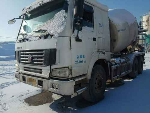 辽宁出售转让二手2009年中联重科ZLJ5250GJB2搅拌运输车
