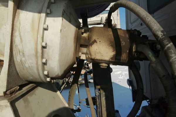 辽宁出售转让二手2009年中联重科ZLJ5250GJB2搅拌运输车