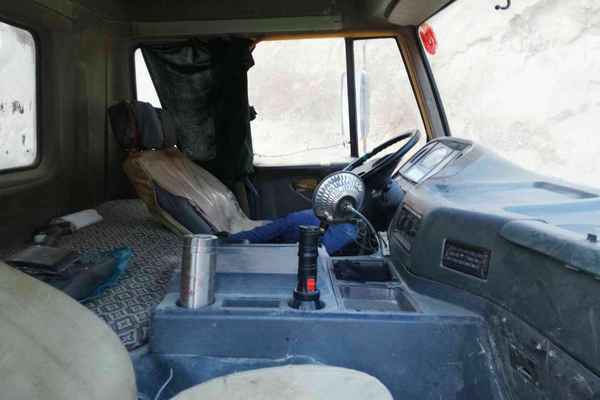山西出售转让二手2011年红岩CQ3254SMG384自卸车