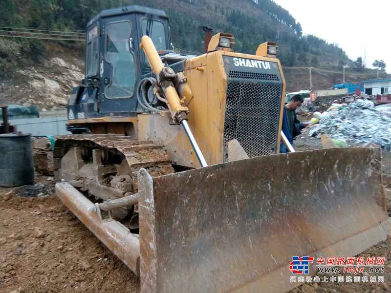 贵州出售转让二手5680小时2012年山推SD16推土机