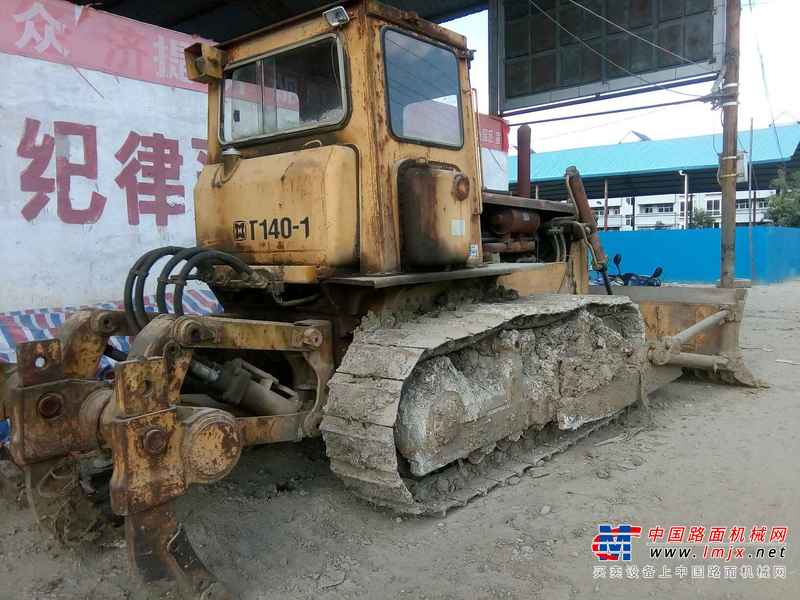 贵州出售转让二手9988小时2003年宣工T140推土机