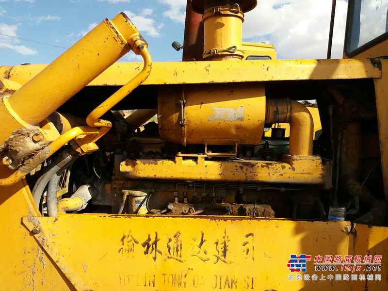 陕西出售转让二手8000小时2004年宣工T140推土机