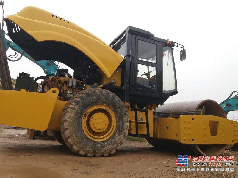 陕西出售转让二手2000小时2009年厦工XG6204M单钢轮压路机